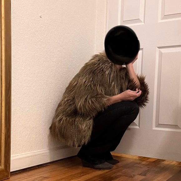 Vegan fur luxury glamorous stylish Jacket - Picture 7 of 13